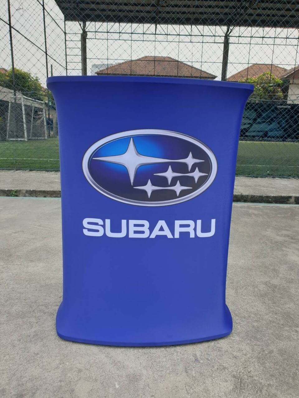 เคาน์เตอร์ผ้าจาก Media AA ให้ลูกค้าแบรนด์ subaru